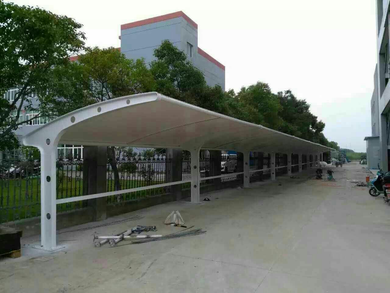 单挑式膜结构非机动车棚