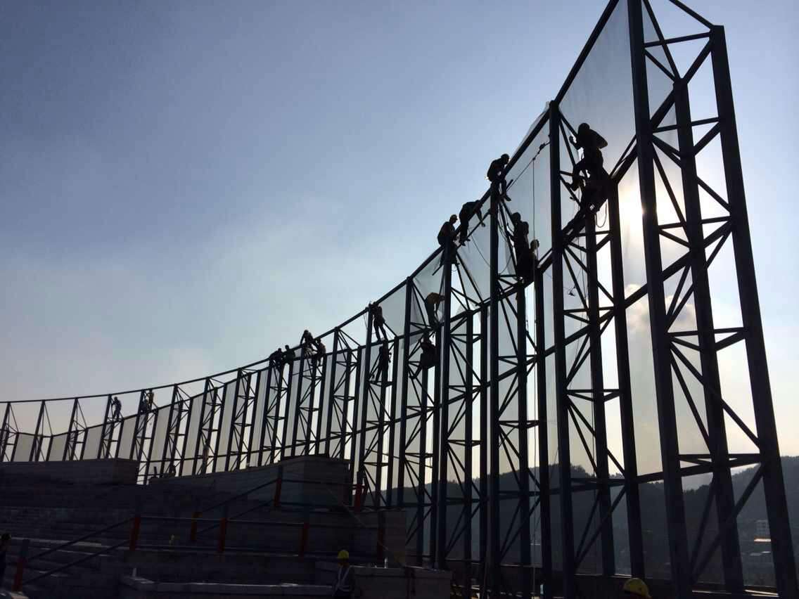 PTFE网格布体育场透视围栏