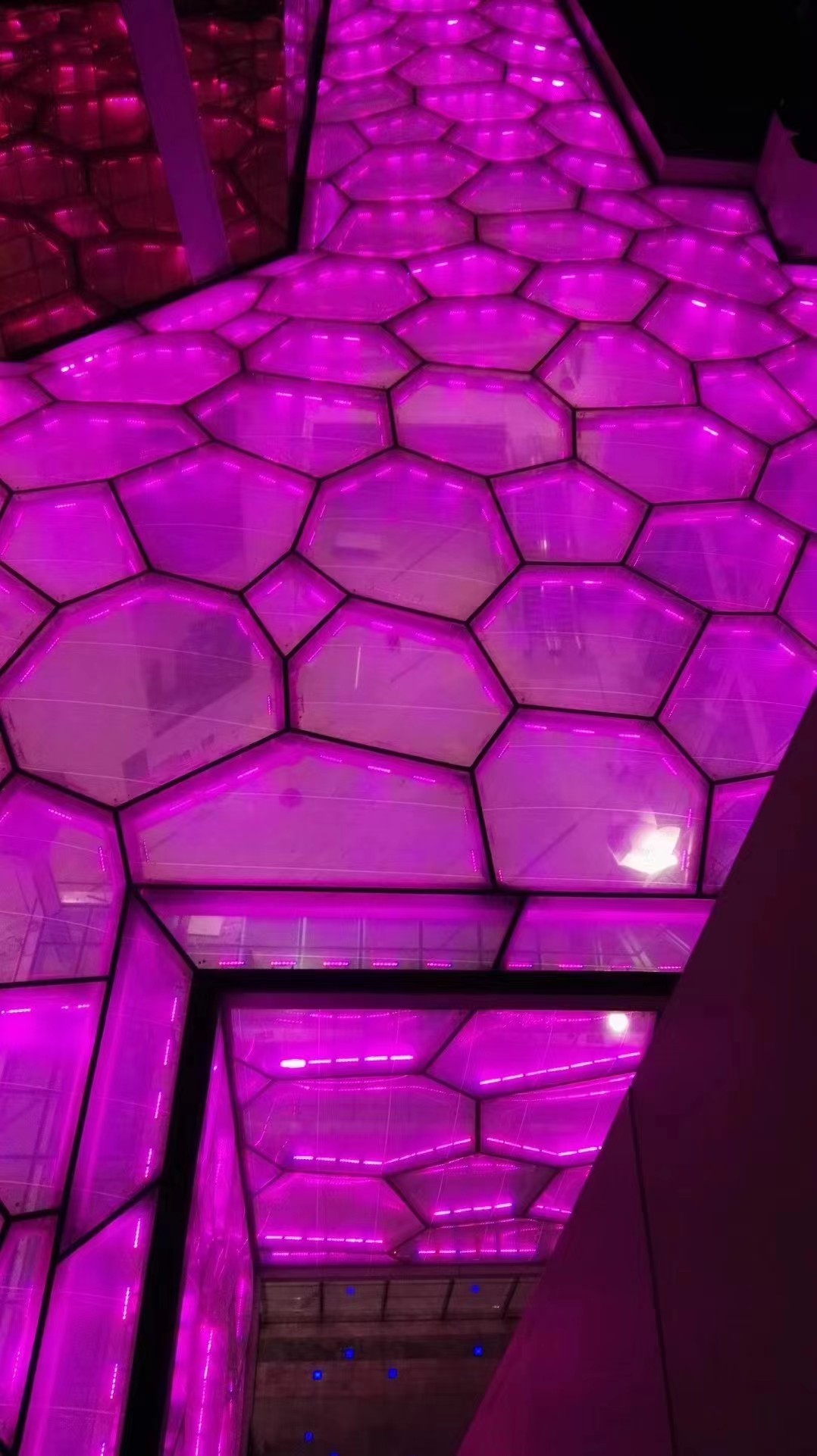 ETFE商业街透视连廊