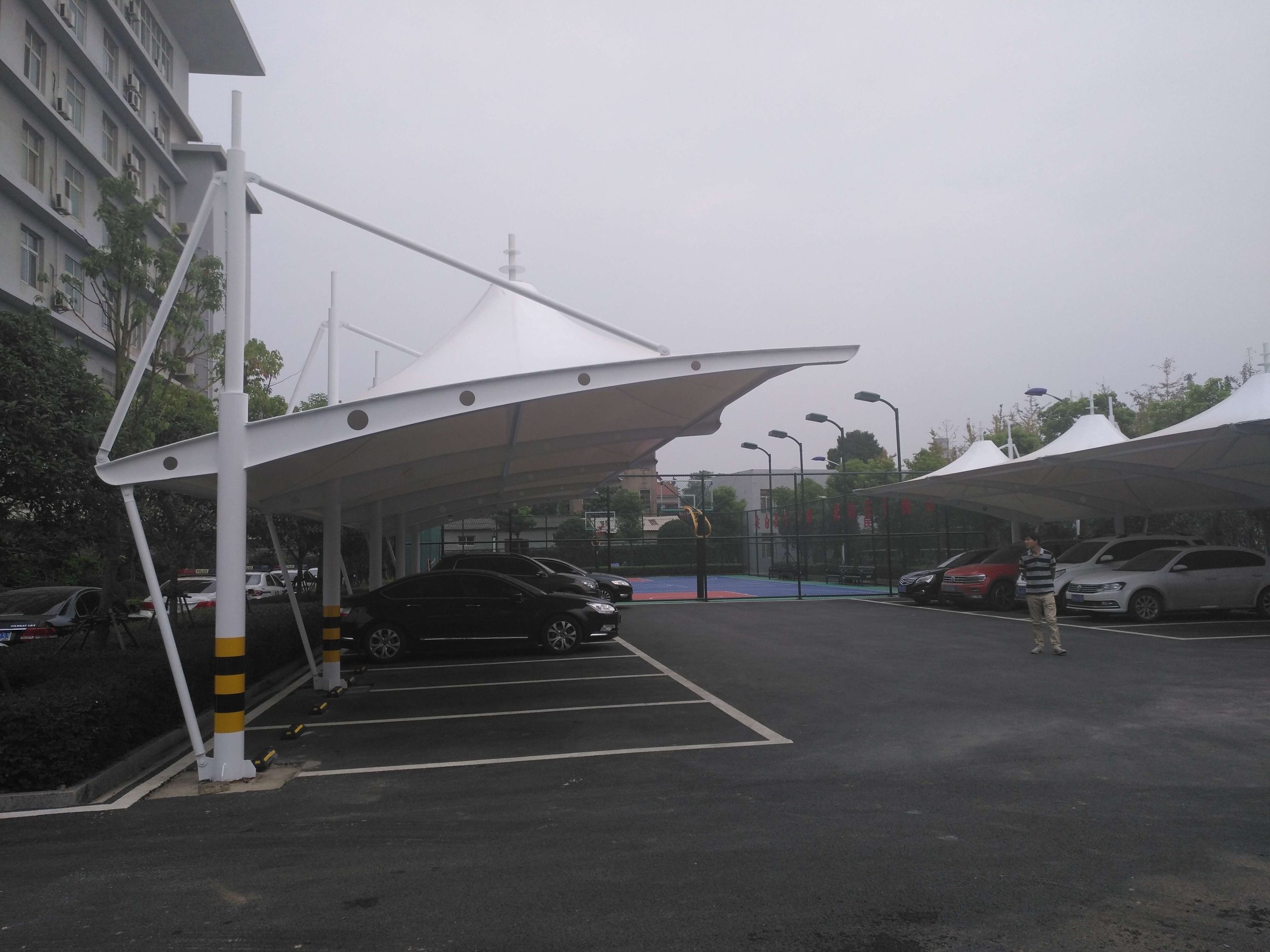 汽车车棚膜结构工程